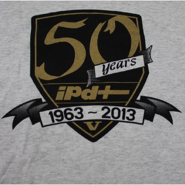 T-SKJORTE FRA IPD. LOGO SVART.GULL 50 YEAR RUNNING, GRÅ