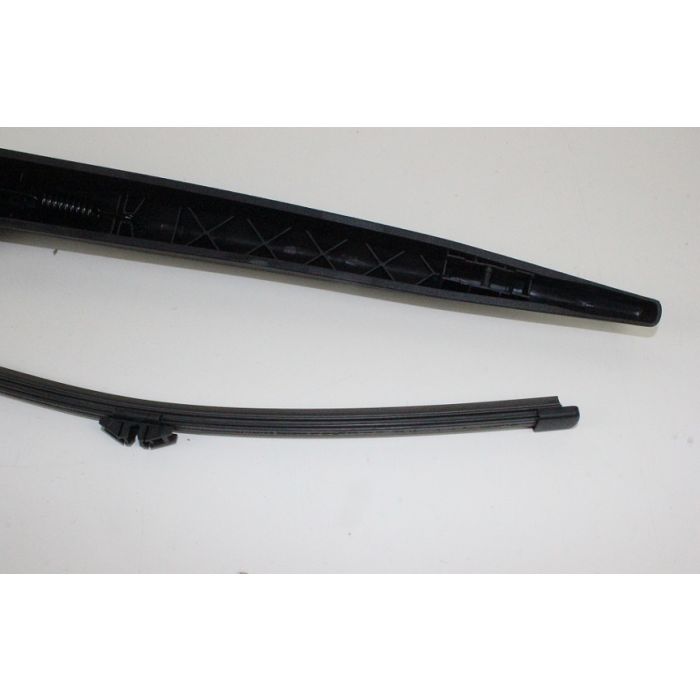 Pusserarm med blad bakluke V70III og XC70III 2008-2016