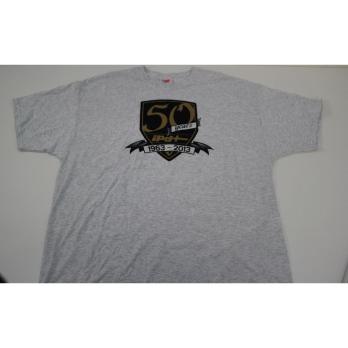 T-SKJORTE FRA IPD. LOGO SVART.GULL 50 YEAR RUNNING, GRÅ