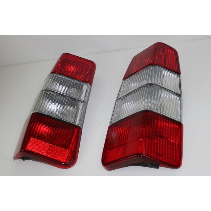 TILBUDSPAKKE BAKLAMPER 240 STV(245)-81>93 MED HVIT BLINK