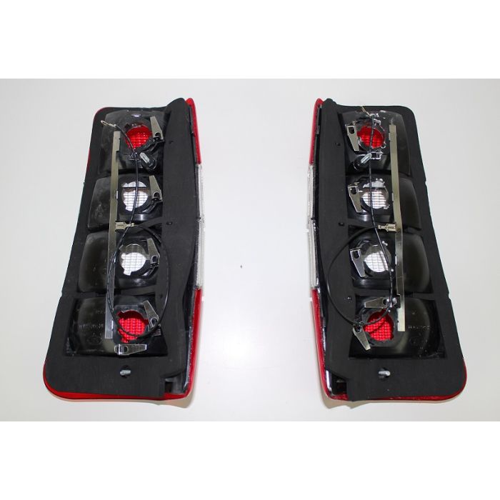 TILBUDSPAKKE BAKLAMPER 240 STV(245)-81>93 MED HVIT BLINK