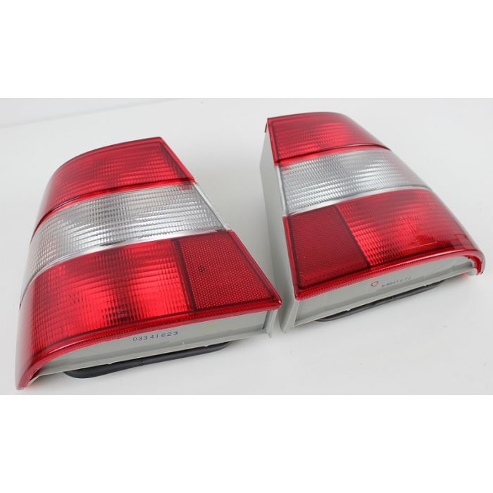 TILBUDSPAKKE BAKLAMPER 940/960 SEDAN(944) ALLE MOD.