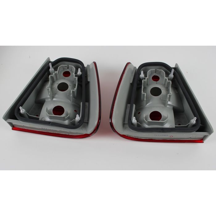 TILBUDSPAKKE BAKLAMPER 940/960 SEDAN(944) ALLE MOD.