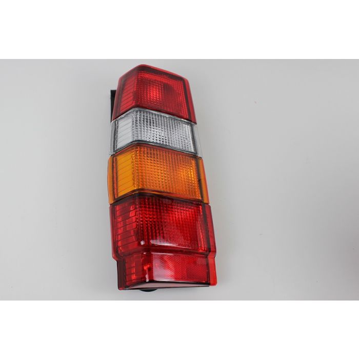 BAKLAMPE 745,765,945>96 965>94  3518908 venstre
