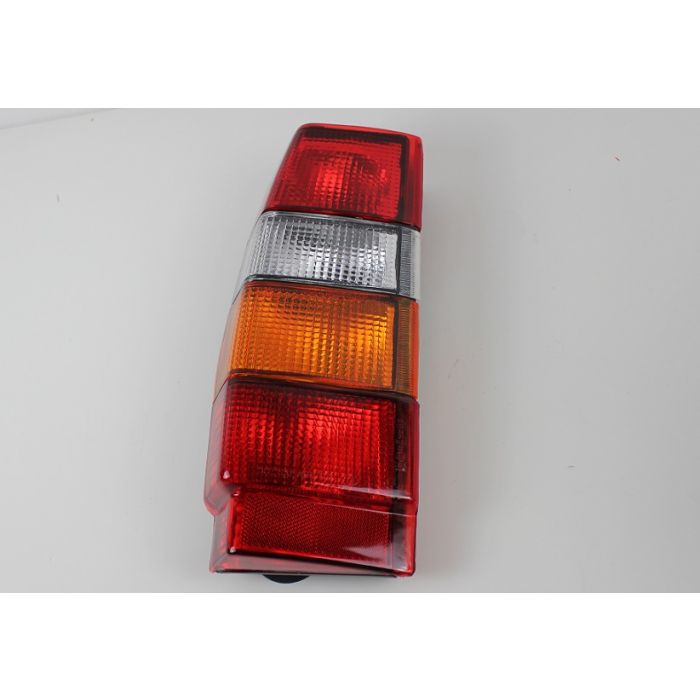 BAKLAMPE 745,765,945>96 965>94  3518908 venstre