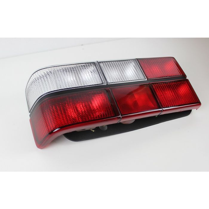 BAKLAMPE 244 M/HVIT BLINK  venstre side
