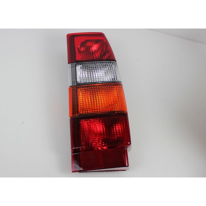 BAKLAMPE 745,765,945>96,965>94 3518909 høyre