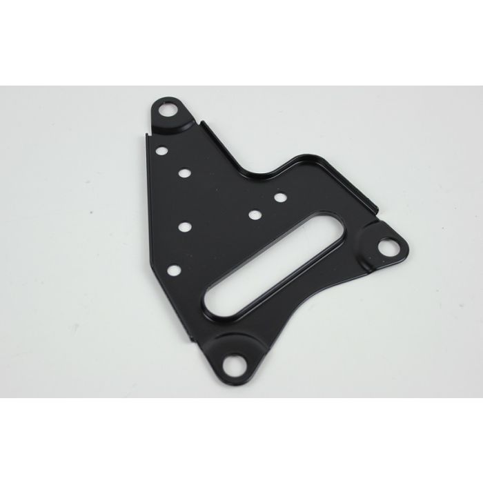Brakket festeplate til bensinpumpe/filter under bil 700/900