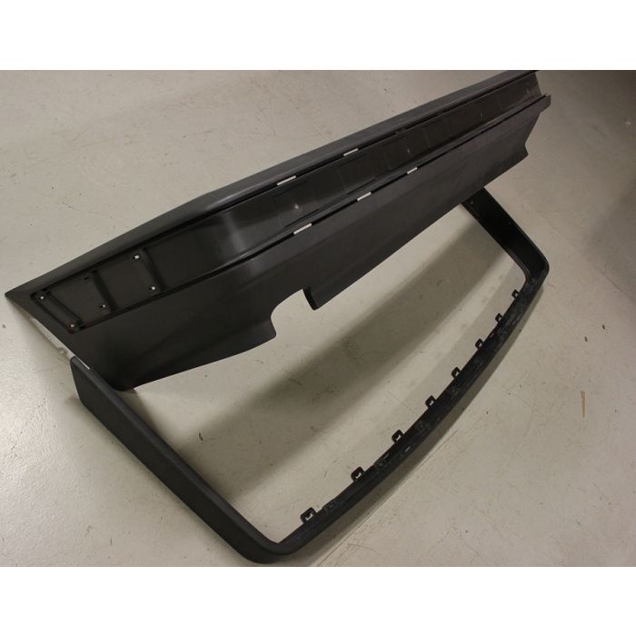 STØTFANGERPLAST M/LIST BAK VOLVO 400