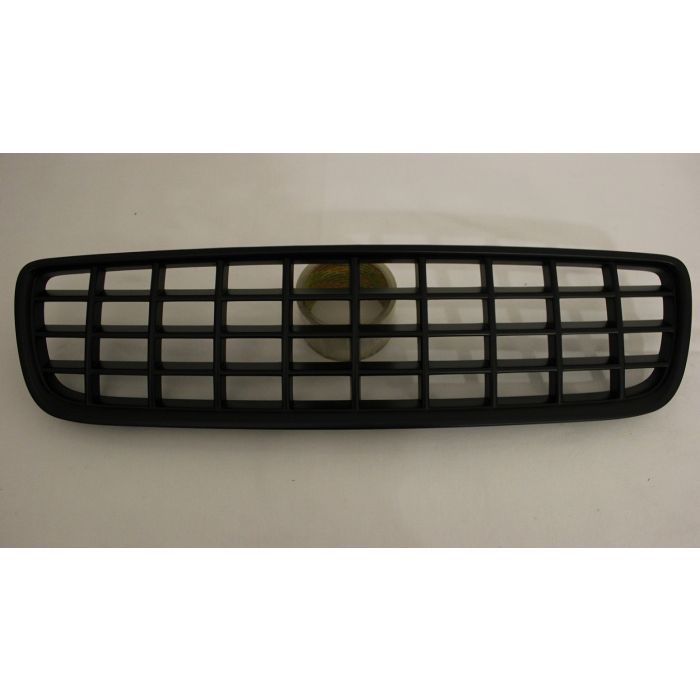 GRILL VOLVO V70 05-07 XC-LOOK HELSORT. U/EMBLEM