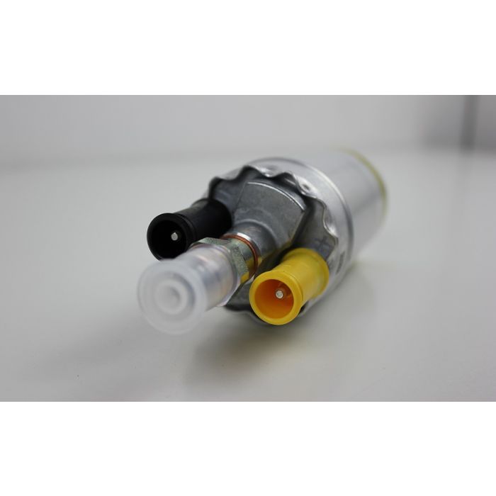 Bensinpumpe 200/700/900 med f.motor merk."039 eller 068"